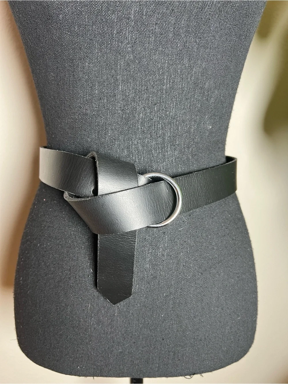 Medieval Viking Black Leather Belt with Silver Tone O-Ring